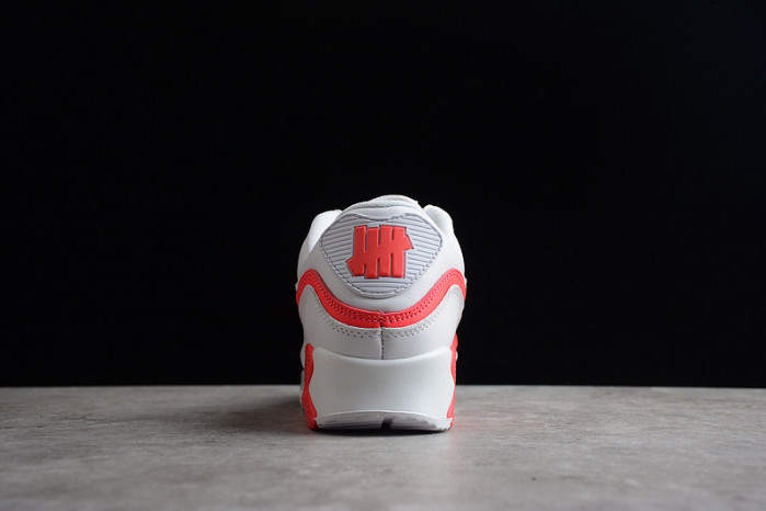 nike air max 90 undefeated white solar red cj7197-103